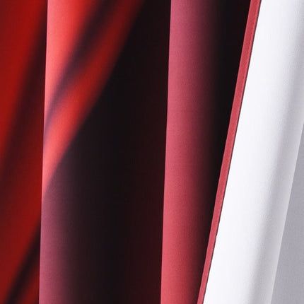 Elegancka zasłona w stylu teatralnym