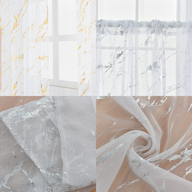 Delikatna firana ze złotym wzorem marmuru