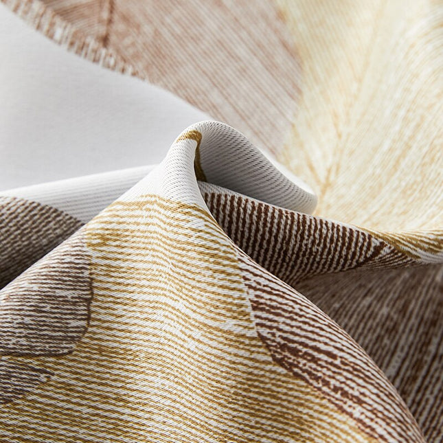 Zasłona zaciemniająca w brązowe liście