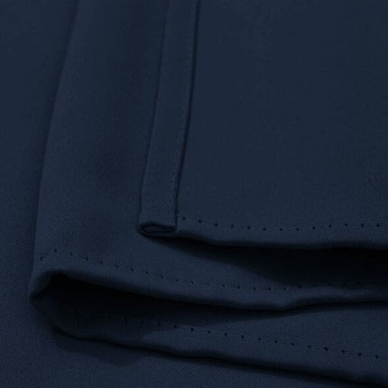 Granatowa zasłona ogrodowa na pergolę