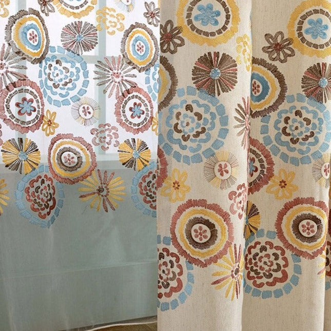 Firana boho z kolorowym haftem