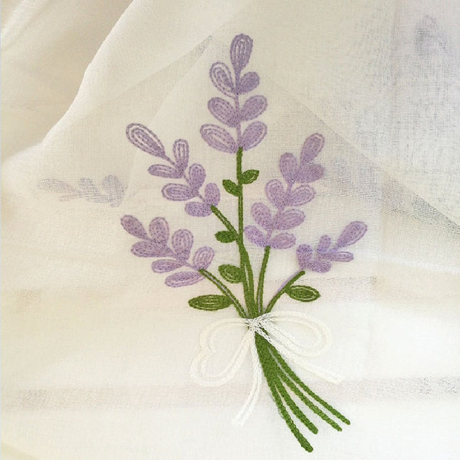 Firana haftowana w kwiaty lawendy