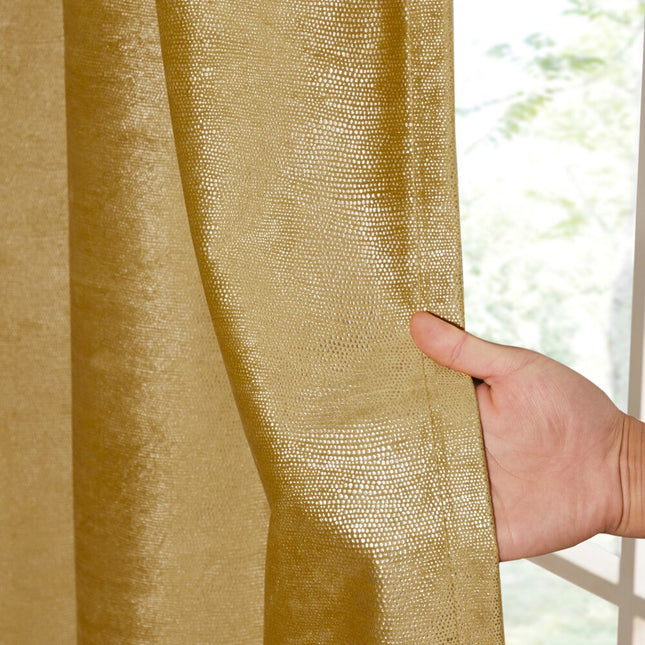 Żółta zasłona skandynawska w kropki