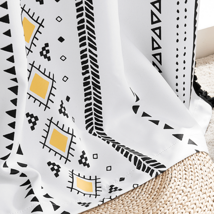 Etniczna zasłona boho z frędzlami