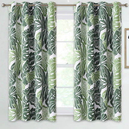 Krótka zasłona w zielone liście monstery.