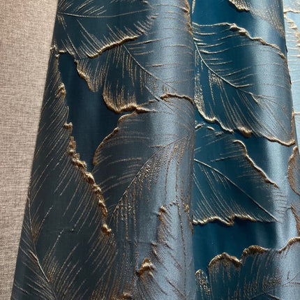 Luksusowa zasłona ze złotymi piórami