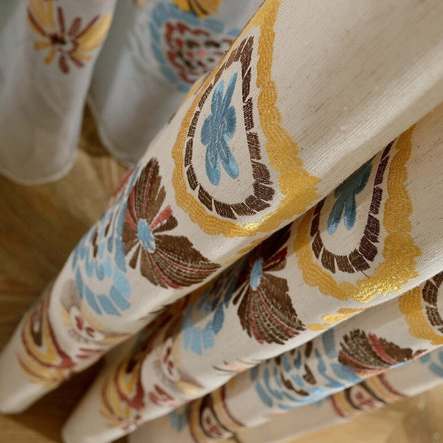 Zasłona w kolorowe etniczne wzory