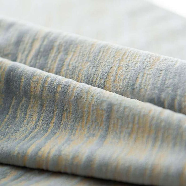 Gruba zasłona zaciemniająca o ciekawej fakturze