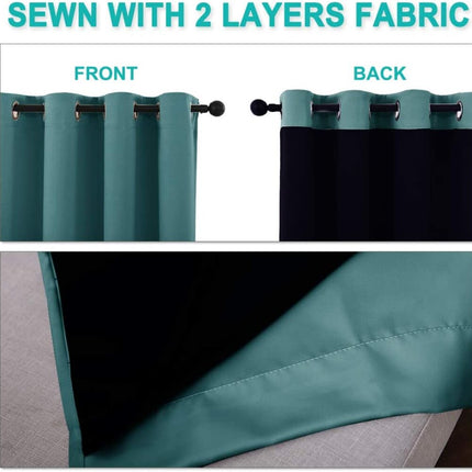 Zasłona zaciemniająca w kolorze morskim.