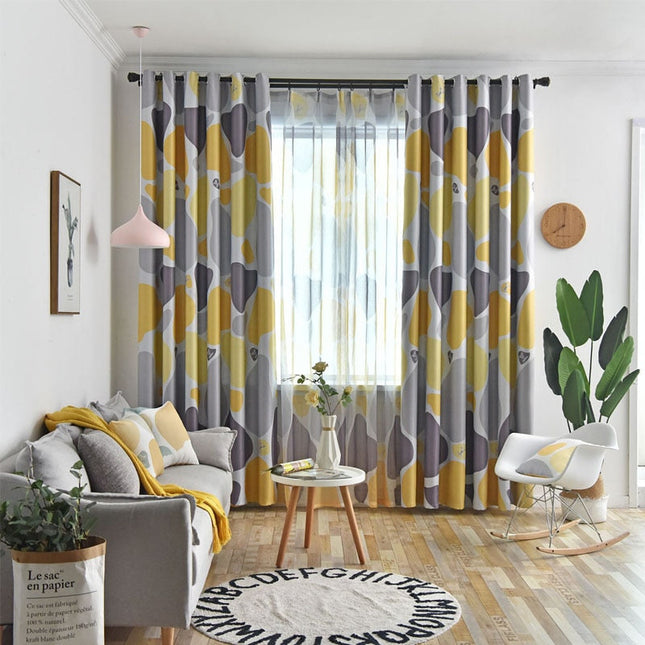 Nowoczesna zasłona zaciemniająca w abstrakcyjne wzory