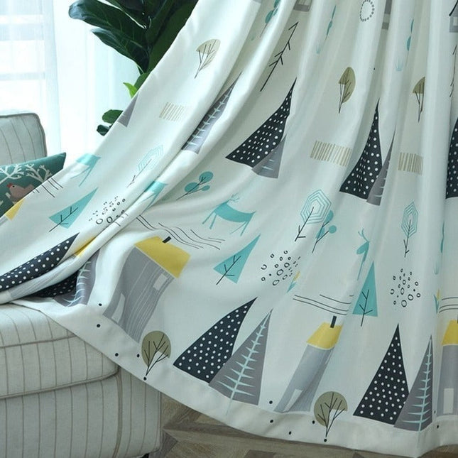 Zasłona zaciemniająca skandynawski las