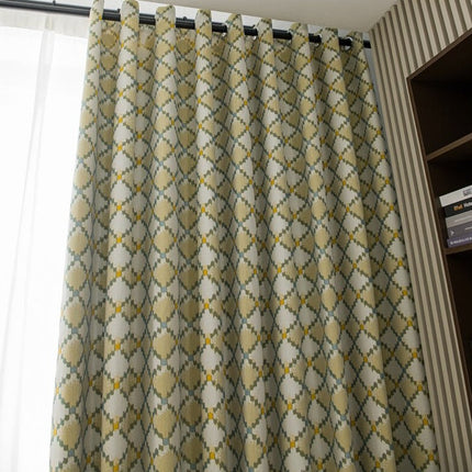Zasłona w skandynawskie żółte romby
