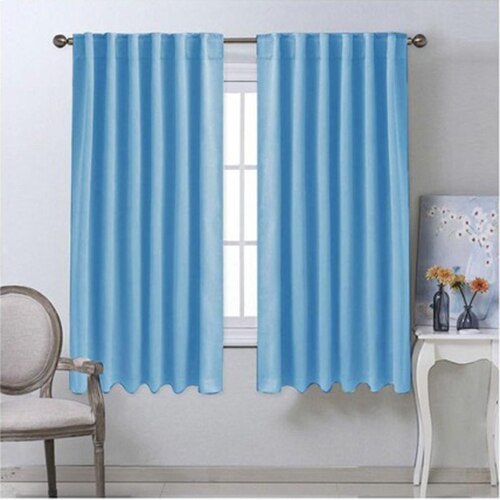 Prosta zasłona zaciemniająca do sypialni