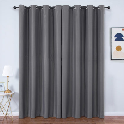 Antracytowa gładka zasłona zaciemniająca na przelotkach