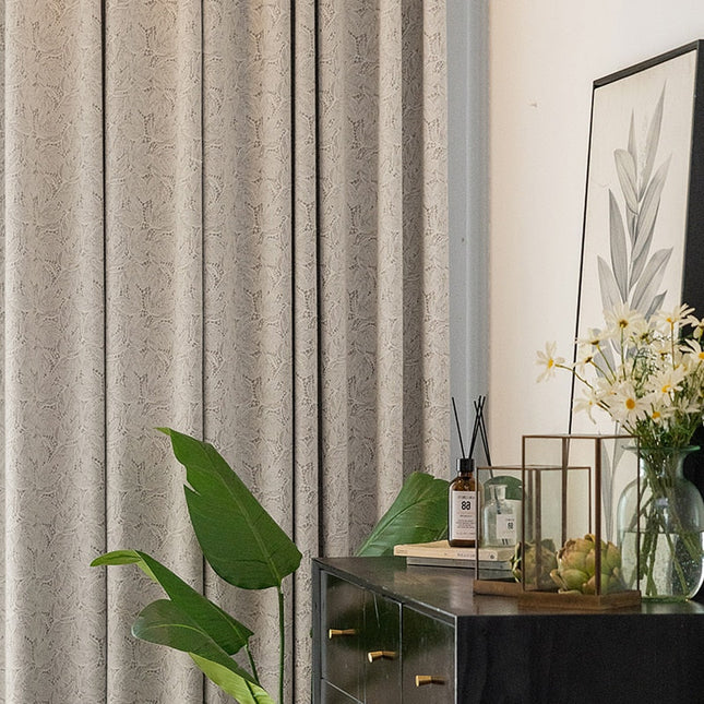 Kremowa zasłona zaciemniająca strukturalna