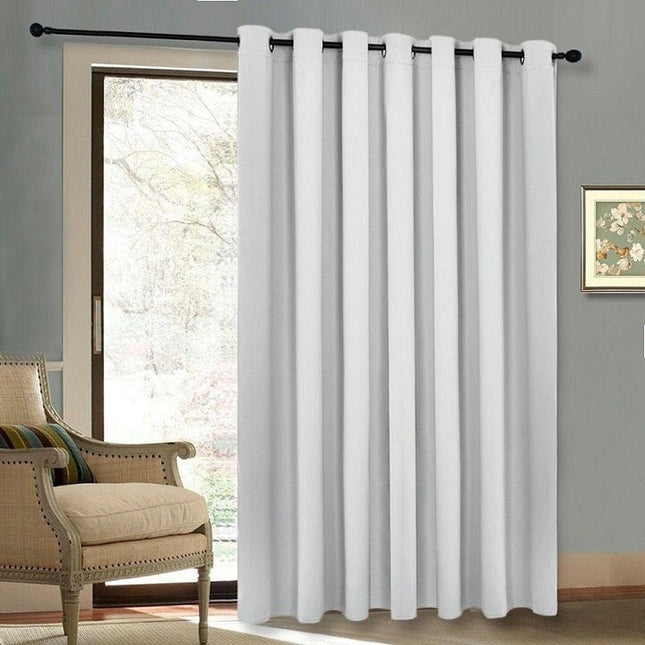 Gładka zasłona zaciemniająca do sypialni