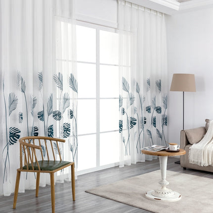 Firana z haftowanymi liśćmi monstery