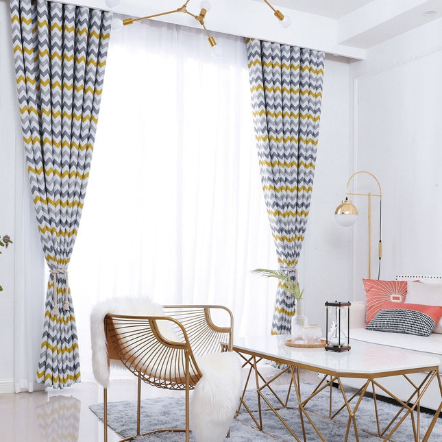 Żółta zasłona zaciemniająca w zygzaki