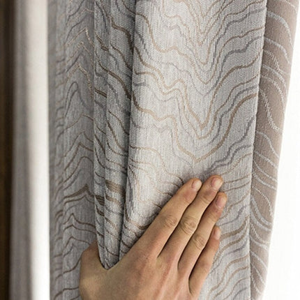 Nowoczesna szara zasłona zaciemniająca w fale.