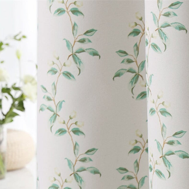 Zasłona w delikatne zielone listki