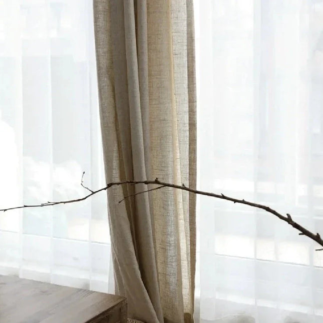 Beżowa firana lniana do salonu