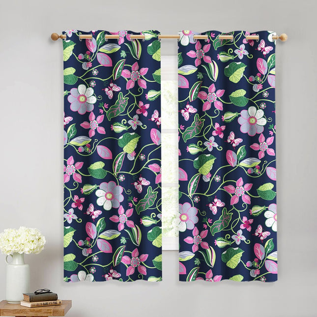 Kolorowa zasłona w kwiaty i motyle