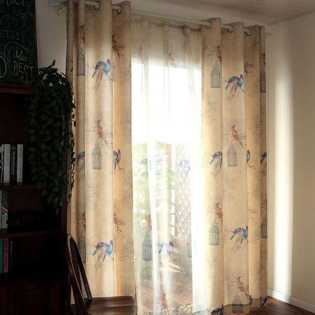 Zasłona z fioletowym wzorem w ptaki