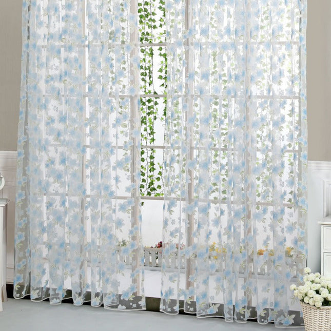 Firana woalowa w opadające kwiaty