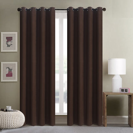 Brązowa zasłona zaciemniająca do sypialni