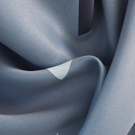 Szara zasłona w geometryczne trójkąty