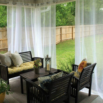 Zewnętrzna firana woalowa na taras