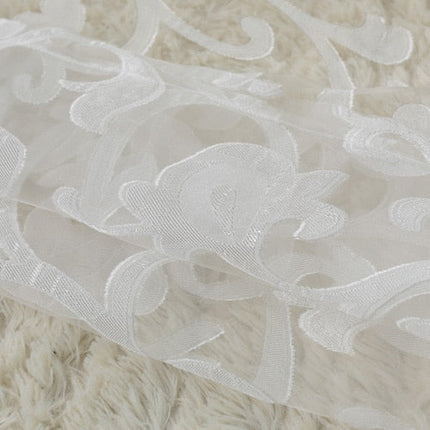 Firana z żakardowym kwiatowym wzorem