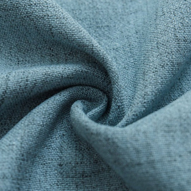 Gładkie zasłony zaciemniające na przelotkach