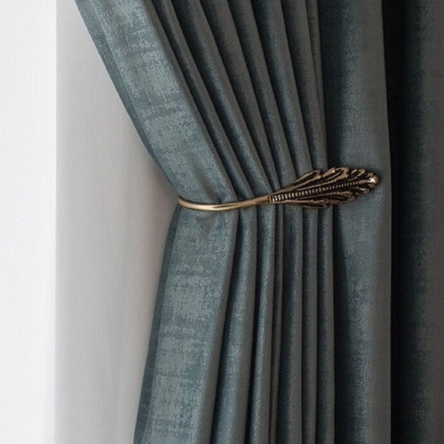 Turkusowa zasłona welurowa zaciemniająca