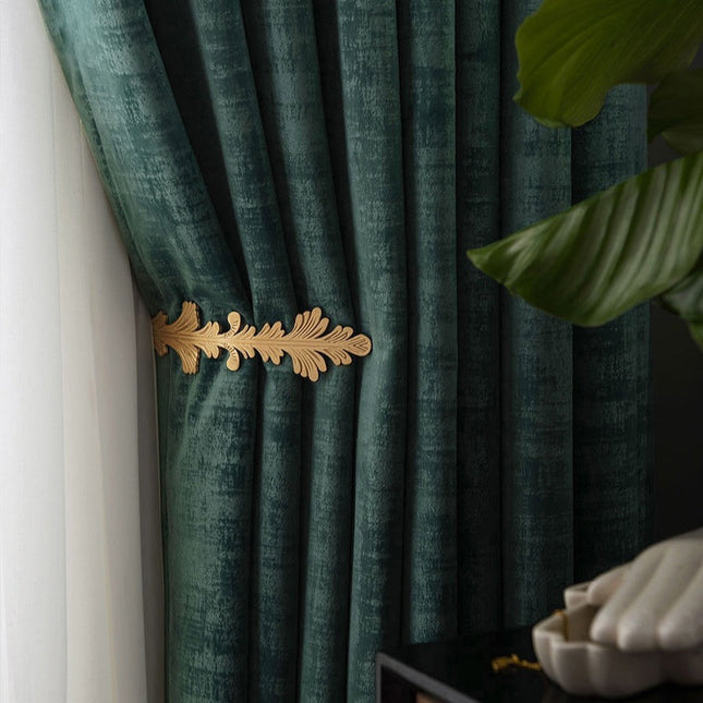 Elegancka welurowa zasłona zaciemniająca do sypialni