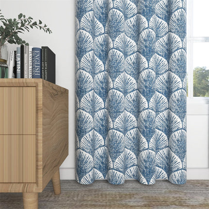 Zasłona w niebieski wzór japońskich wachlarzy