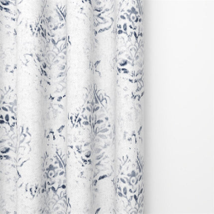 Dekoracyjna zasłona w niebieski wzór