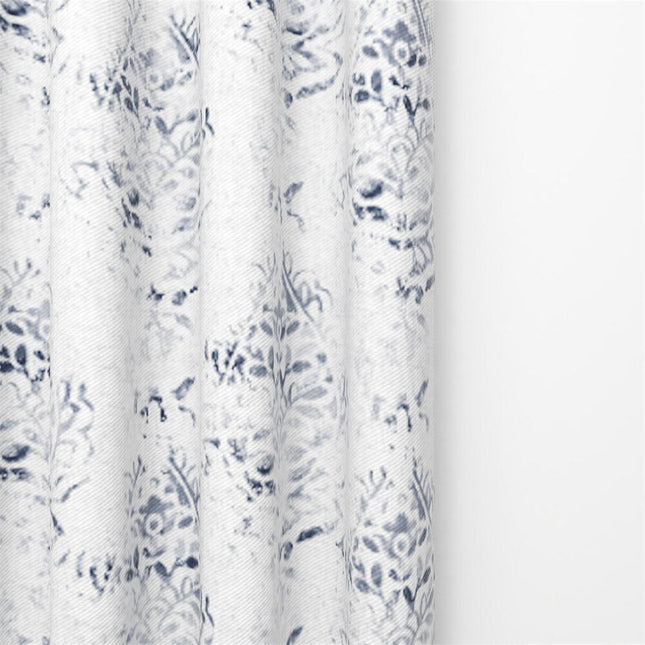 Dekoracyjna zasłona w niebieski wzór