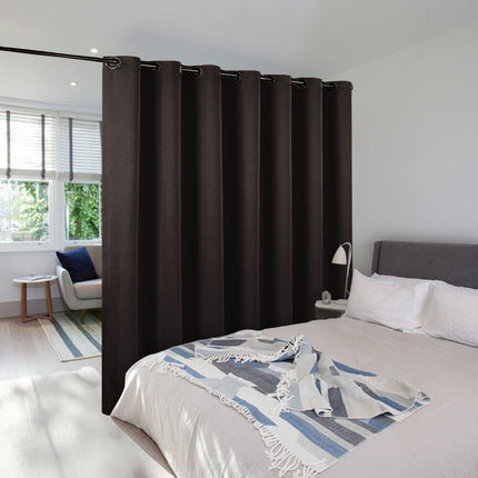 Zasłona zaciemniająca jako ścianka działowa