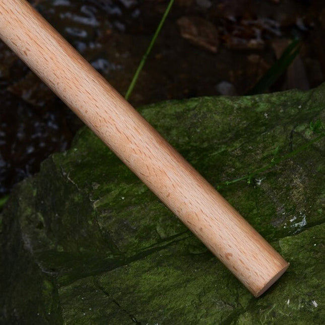 Klasyczny drewniany karnisz do zasłon