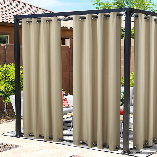 Pomarańczowa zasłona ogrodowa na altanę z przelotkami.