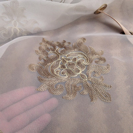 Firana panelowa z brązowym haftem