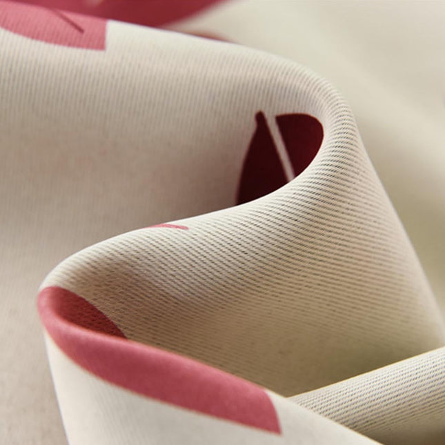 Zasłona zaciemniająca w czerwone liście