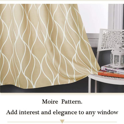 Zasłona zaciemniająca w białe faliste linie