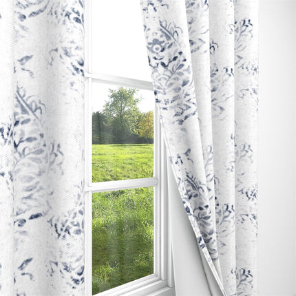 Dekoracyjna zasłona w niebieski wzór