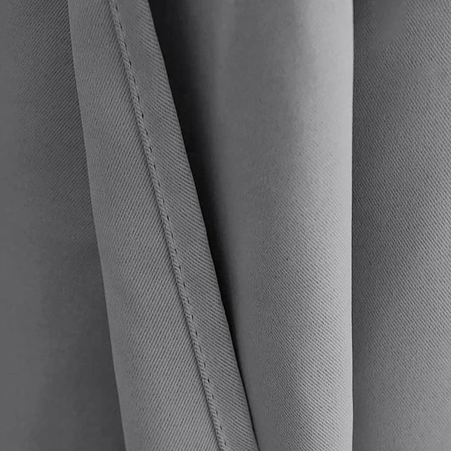 Szara zasłona ogrodowa na pergolę na szelkach.