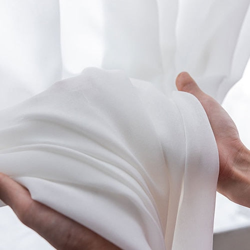 Lekka firana z etaminy na metry