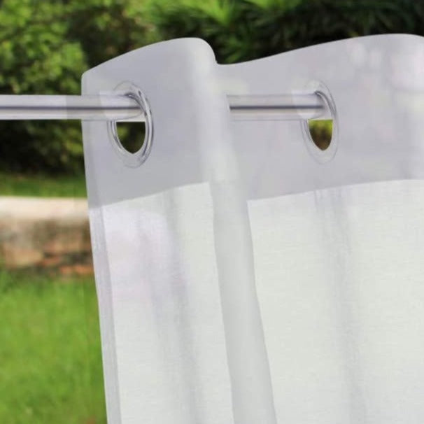 Biała firana ogrodowa na taras balkon