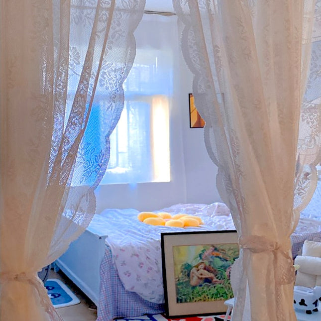 Romantyczna firanka z haftem kwiatowym