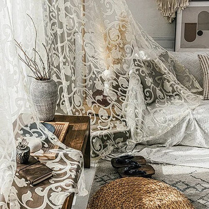 Firana z żakardowym kwiatowym wzorem